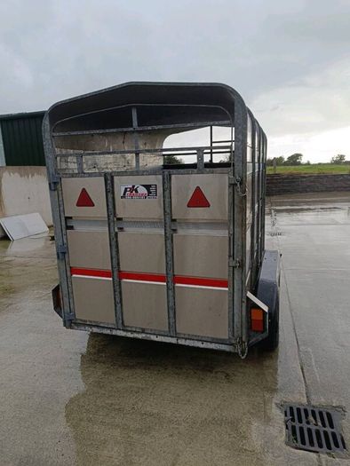 Trailer