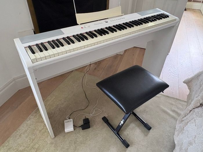 A full 88-key digital piano (gear4music brand)
