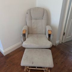 Nursing Chair with stool