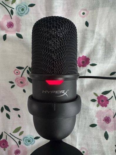 Hyper x solocast usb microphone