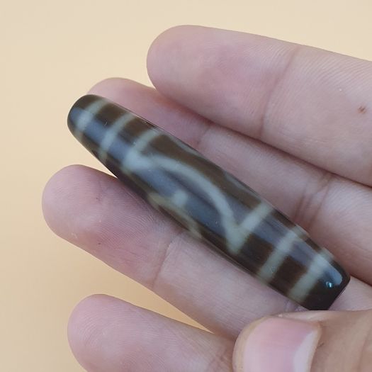 Vintage Himalayan Tibetan 4 Eyes Agate Dzi Bead Amulet