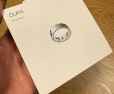 Brand New Oura Ring 4 - Size 8 - Silver - Factory Sealed