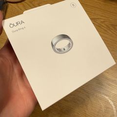 Brand New Oura Ring 4 - Size 8 - Silver - Factory Sealed