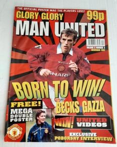 soccer magazine vintage Manchester United