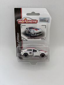 Majorette   Porsche Panamera Turbo Porsche Edition