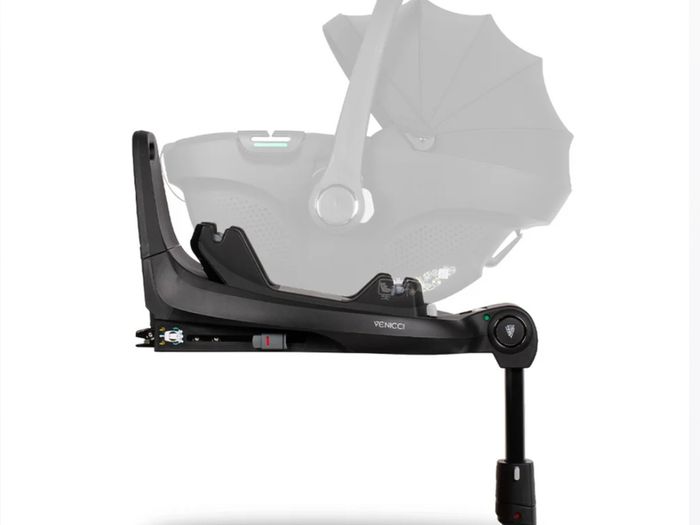 Venicci Tiago 360 ISOFIX Base - Barely Used