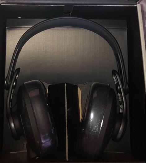 AKG K371 BT Bluetooth Professional Headphones with cable audio brand new