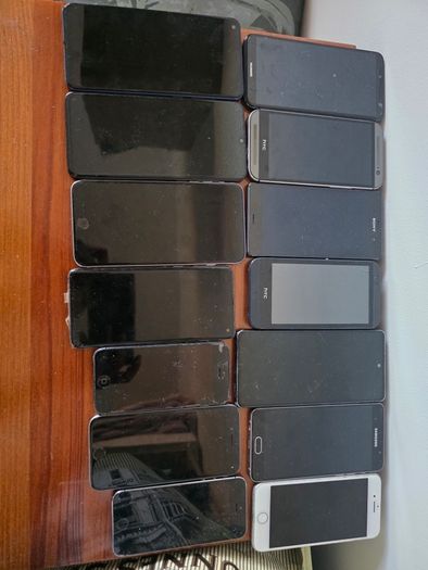 Phones/Tablets