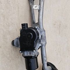 Toyota Prius gen 3 wiper mechanism