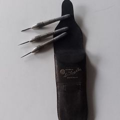 Antique/vintage darts set