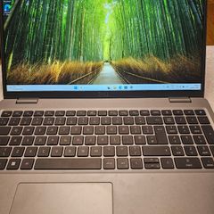 Dell Latitude 5530  i5 12th Gen  8GB  256GB SSD