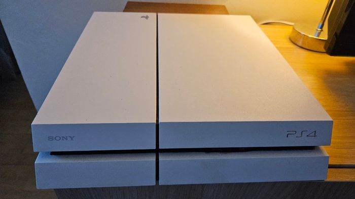 PS4 white - 1TB