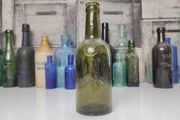 397 - Antique Rare Coleman and Sons Cobh Saorstat Eireann Dark Green Glass Collectible Decorative Irish Free State Bottle
