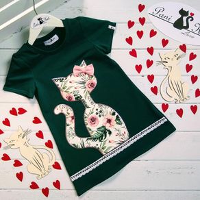 Girly dress with a kitten
