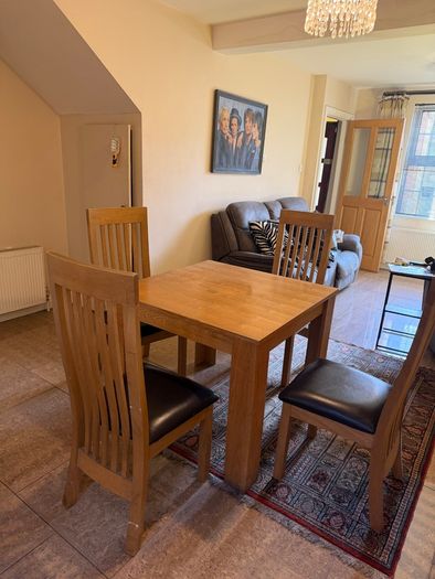 Table & Chairs Table Size 90 X 90 cm