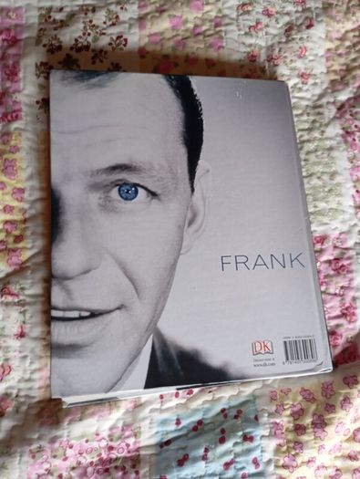 The hardcover book Sinatra by Richard Havers  by DK Publishing in 2004