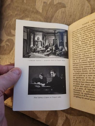 Stage Lighting For Amatures. By Peter Goffin. Illustrated By The Author. 1955 Edition Hardback In Good Condition. See Photos For Same.