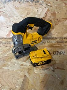 dewalt