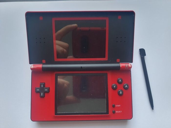 Nintendo DS Lite black/red