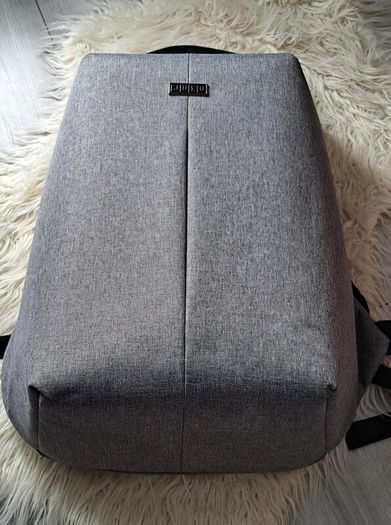 Juku backpack with USB charger