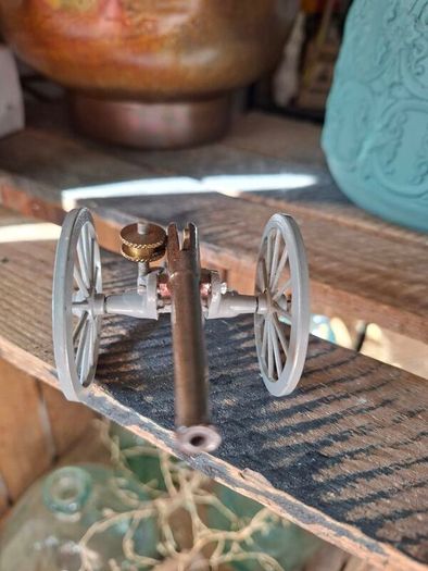 Vintage cannon