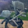 Vista V2 Pram/Carrycot Image 2