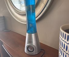 Lava lamp with bluetooth speaker