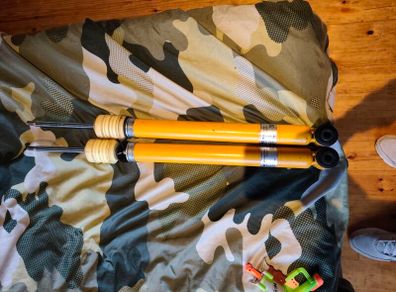 Rear shocks Volkswagen golf mk7