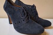 SALE!  Clarks Navy Leather Shoes