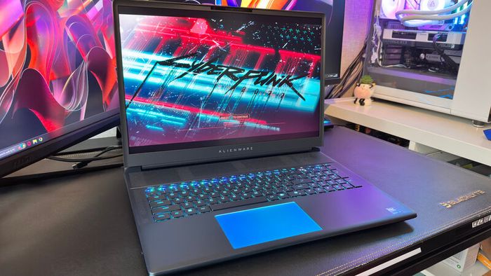 Gaming Alienware 18 Area-51 Ultra 9 18"QHD+ 32GB RAM 2TB SSD Nvidia RTX 5080