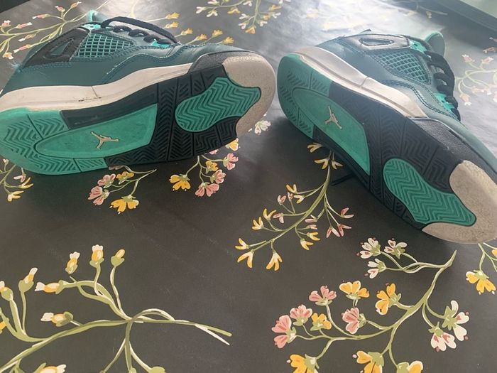 Jordan 4 Retro Teal