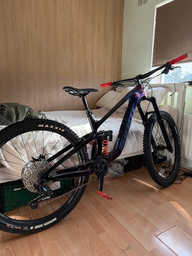 Giant Reign Advanced Pro 2 2025 (new) Full Carbon