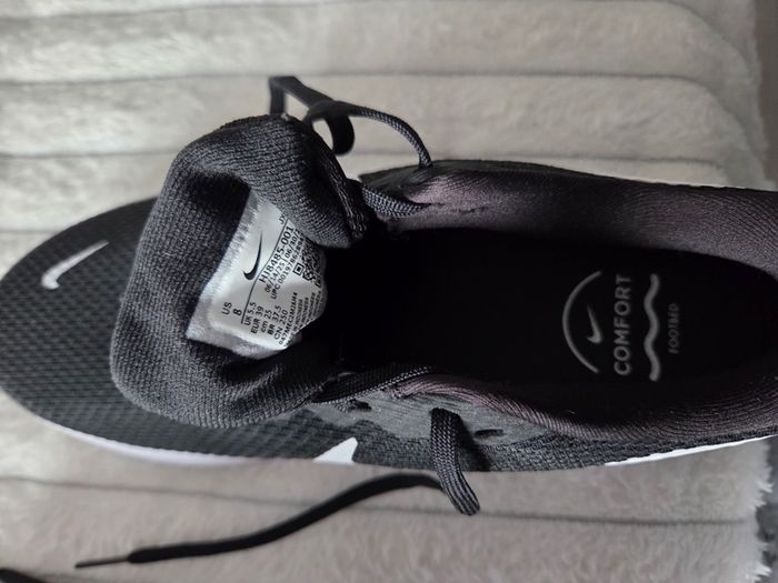 Nike runners