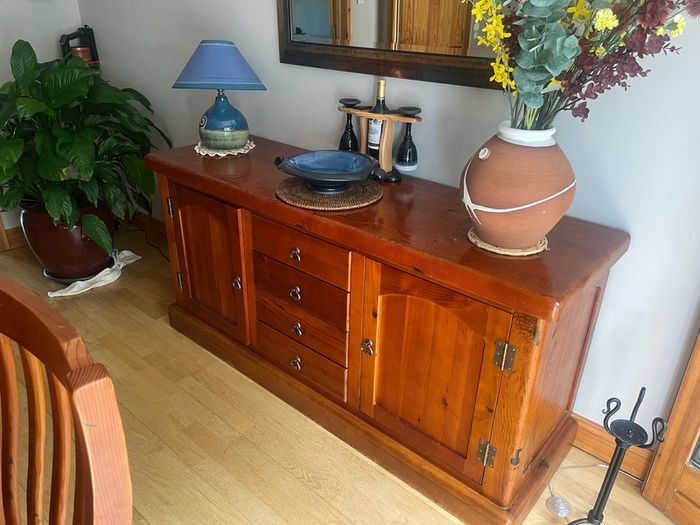Sideboard