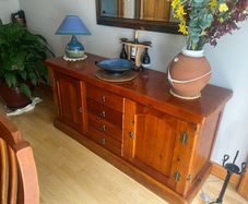 Sideboard