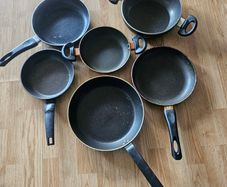 Pans