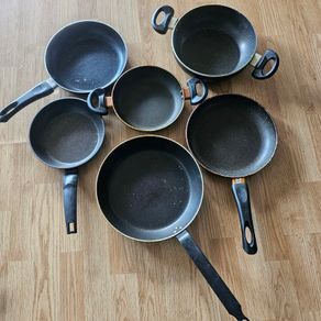 Pans