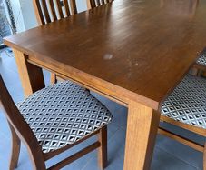 Dinning table