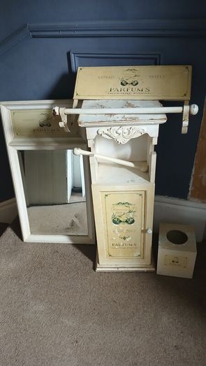 bathroom set