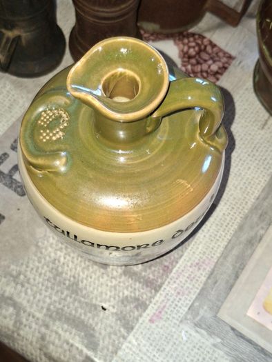 Beautiful Old TULLAMORE DEW jar Postage available or Collection