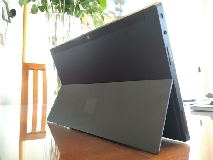 1st Gen Microsoft Surface
