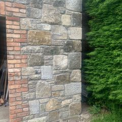 Building stone