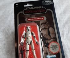 Star Wars Vintage Collection: Carbonized Remnant Stormtrooper 3.75''
