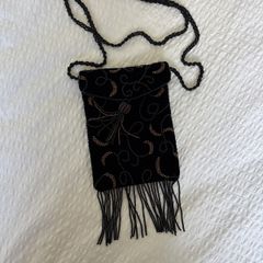 Dents Beaded Women's Phone Bag