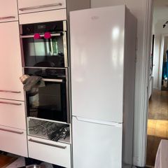Belling Total No Frost Fridge Freezer  Only 5 Months Old