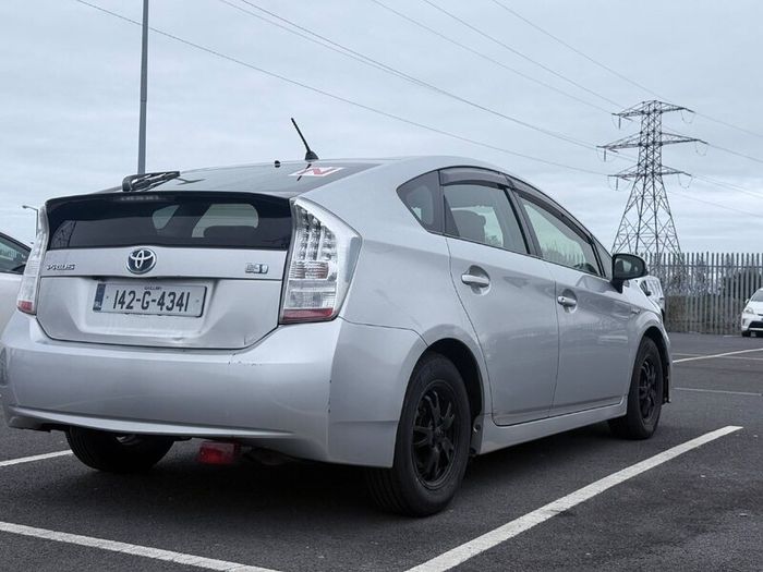 Toyota Prius 2014  (Fresh NCT)