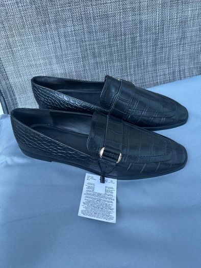 Ladies BNWT mango shoes size 5