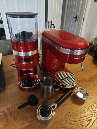 coffee machine + Grinder