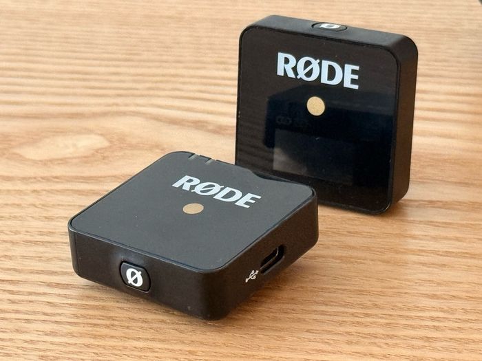 RODE Wireless GO II Single + Rode Lavalier Mic + Hard Case