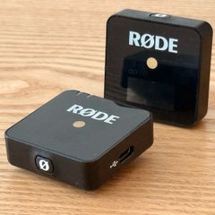RODE Wireless GO II Single + Rode Lavalier Mic + Hard Case
